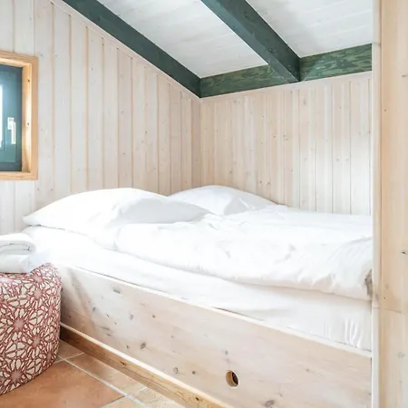 Nyaraló Holz Hus Born