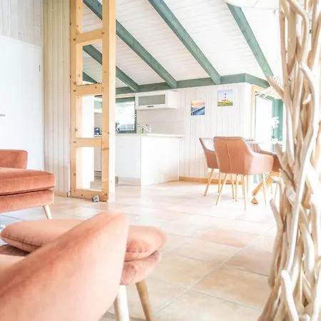 Holz Hus Born